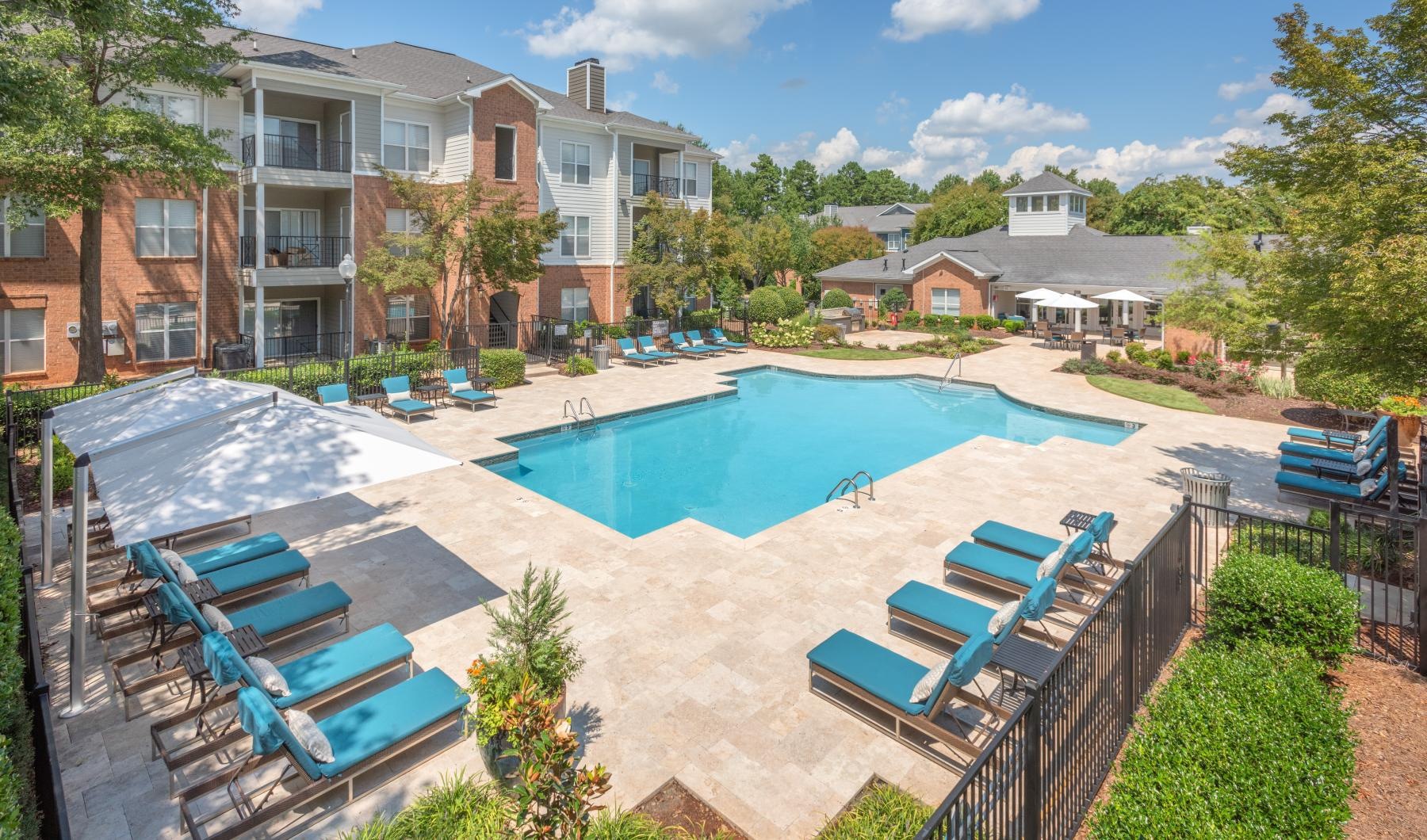 outdoor swimming pool