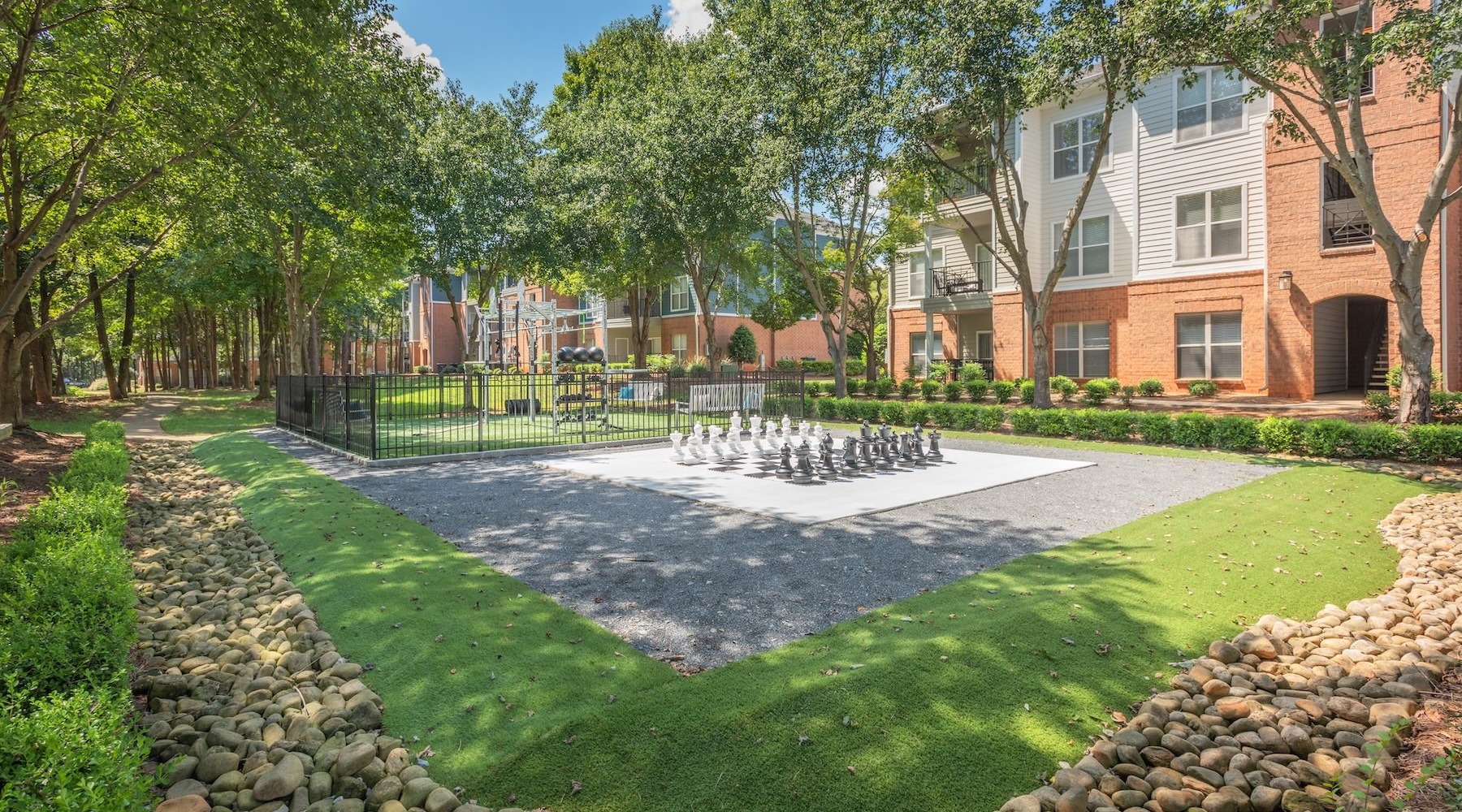 Courtyard with game lawn